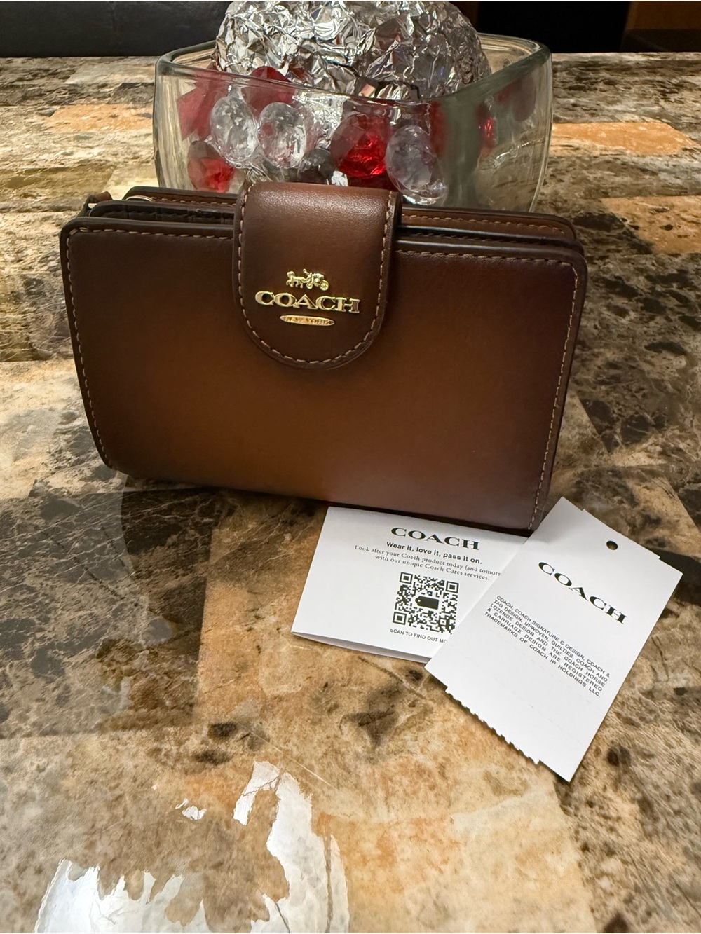 Coach Brown Leather Compact Wallet with Gold Logo Tab - Picture 8 of 8